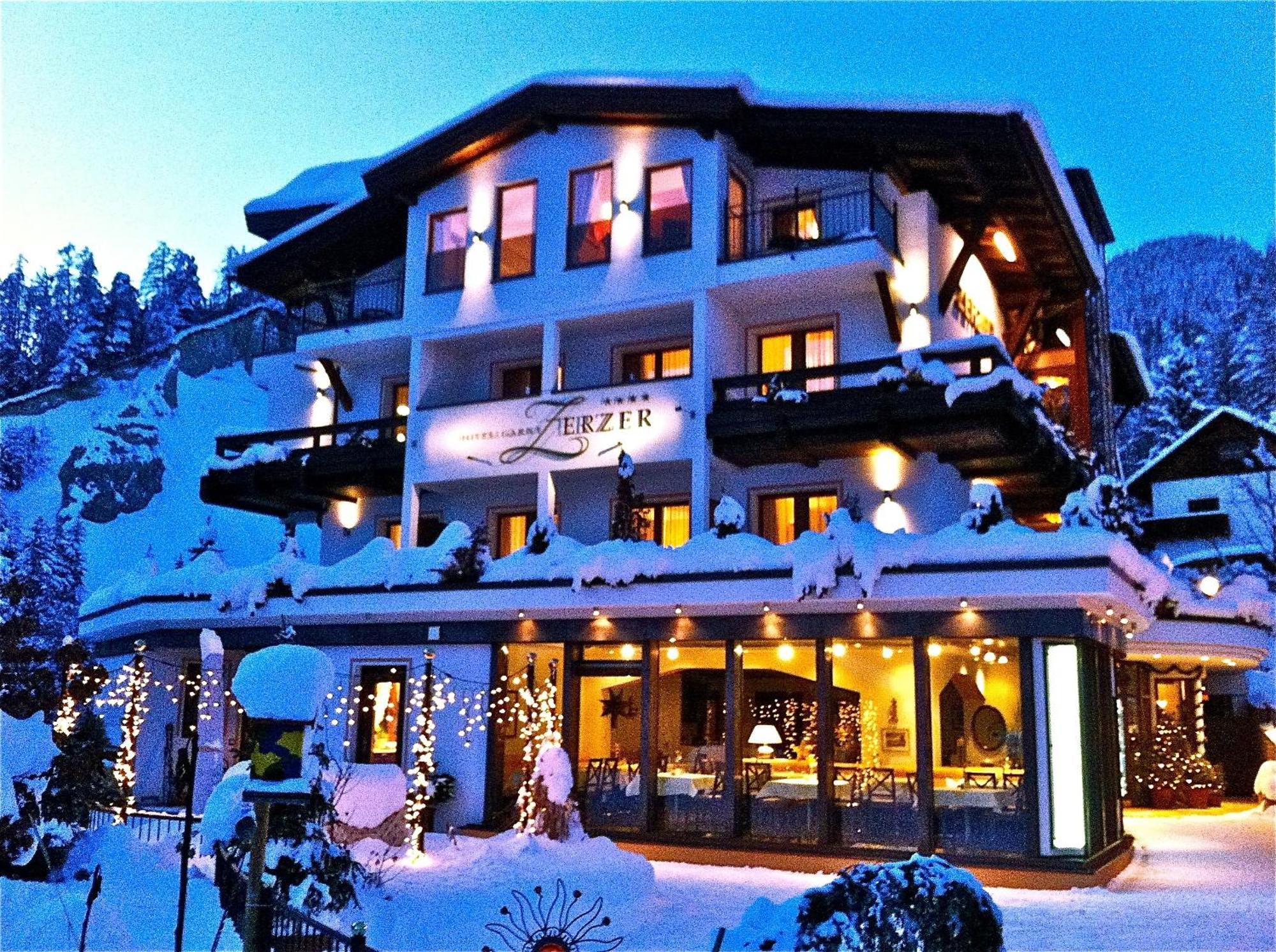 Hotel Garni Zerzer سيرفاوس المظهر الخارجي الصورة