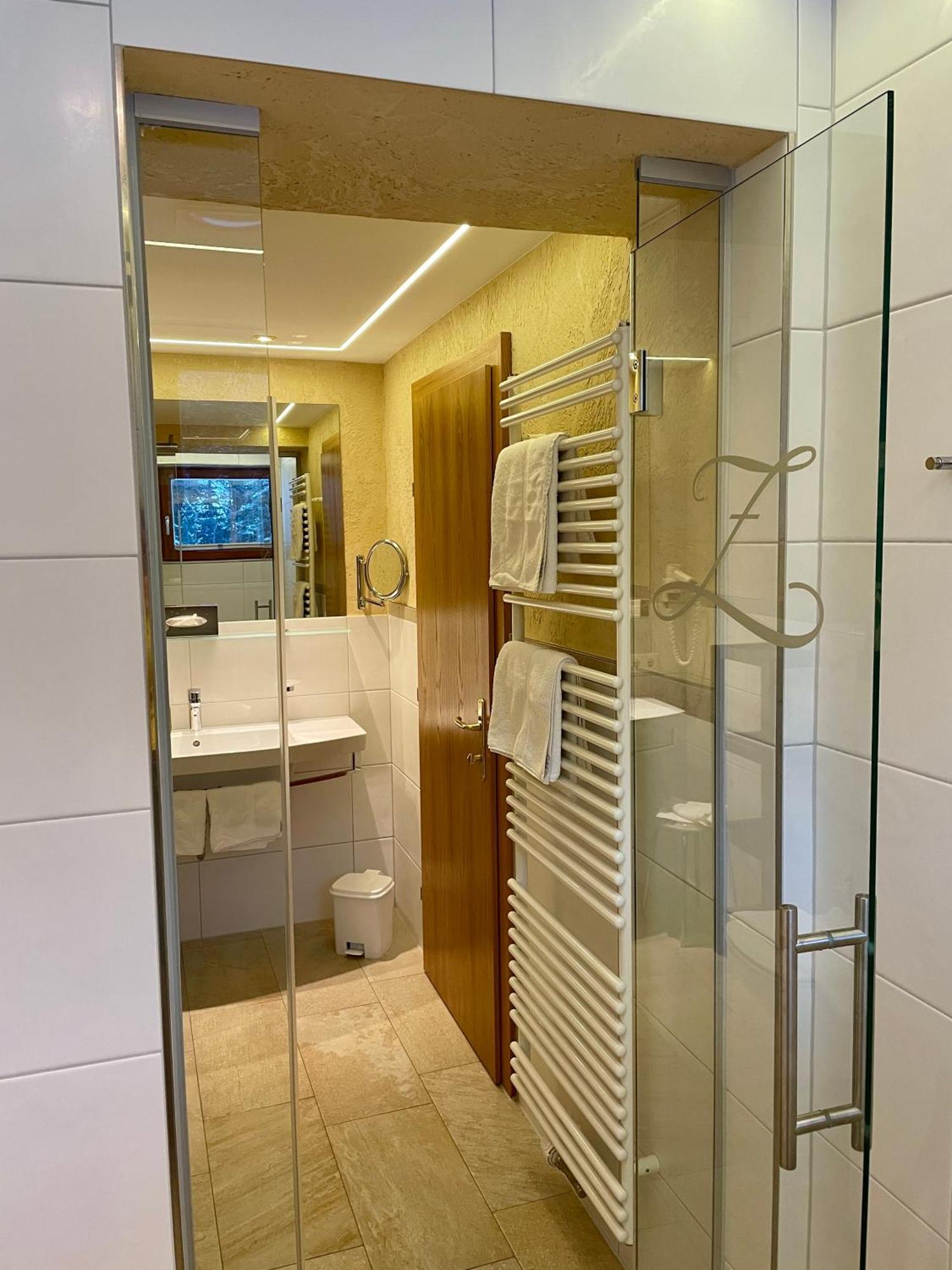 Hotel Garni Zerzer سيرفاوس المظهر الخارجي الصورة