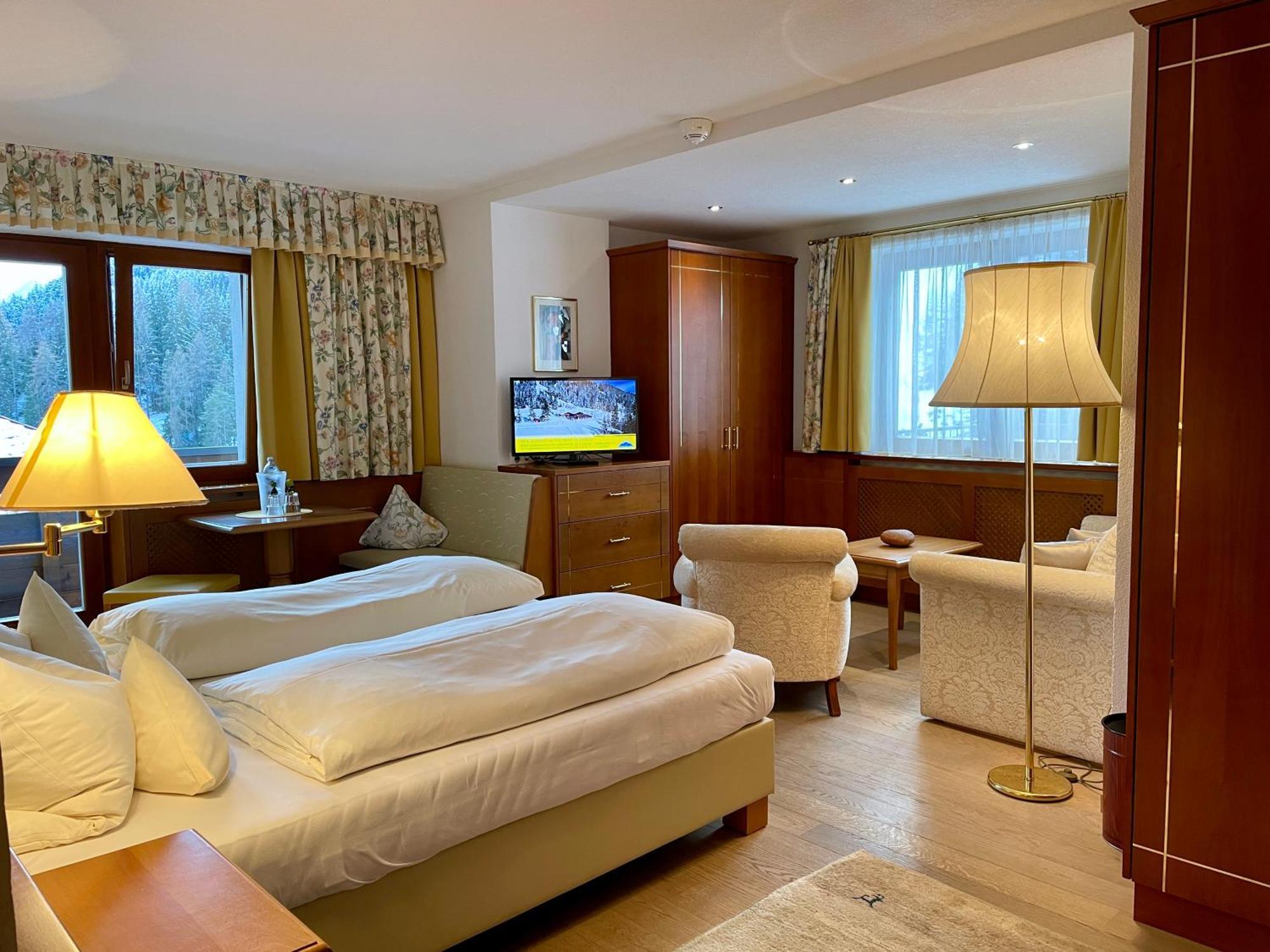 Hotel Garni Zerzer سيرفاوس المظهر الخارجي الصورة